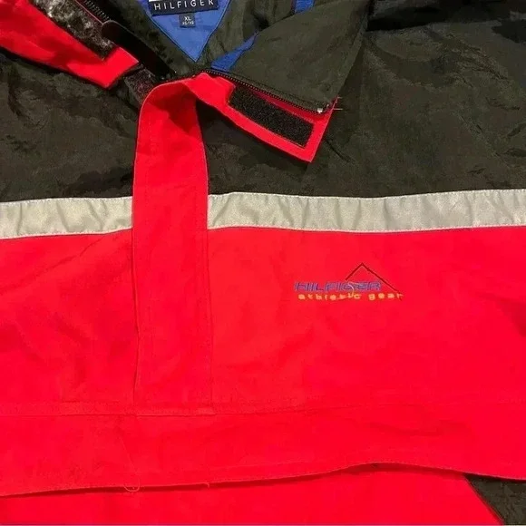 Vintage Tommy Hilfiger 1/4 Zip Pullover Windbreaker - Picture 4 of 9